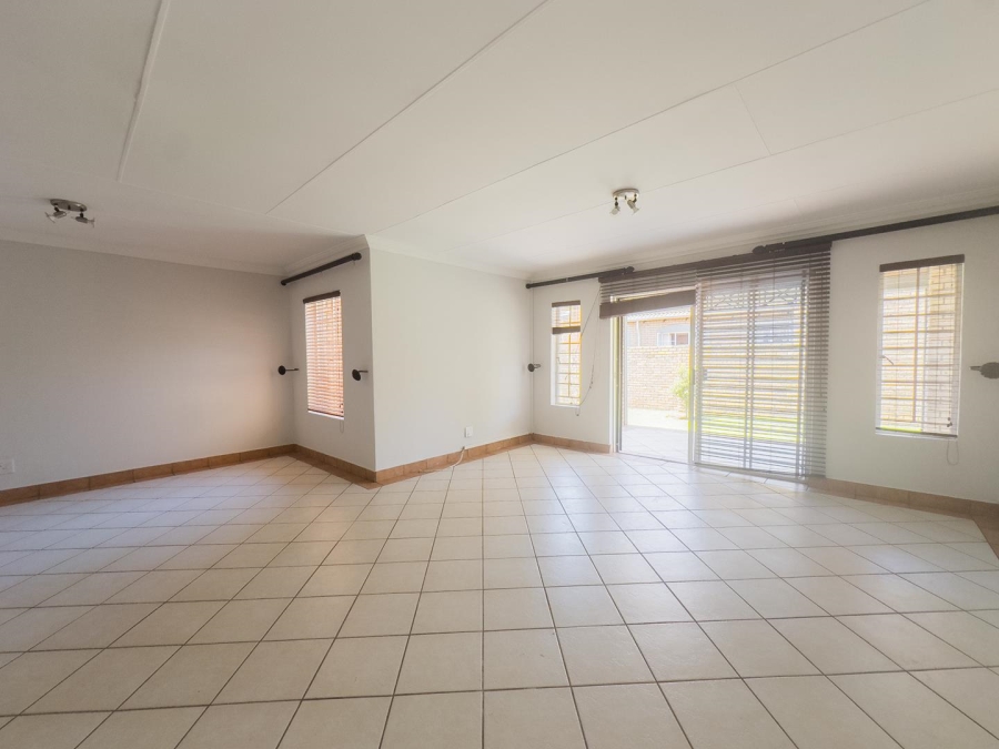 To Let 3 Bedroom Property for Rent in Equestria Gauteng