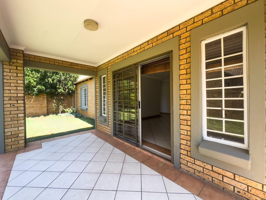 To Let 3 Bedroom Property for Rent in Equestria Gauteng