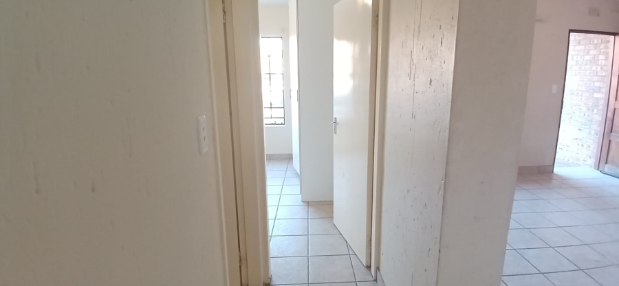 To Let 2 Bedroom Property for Rent in Terenure Gauteng