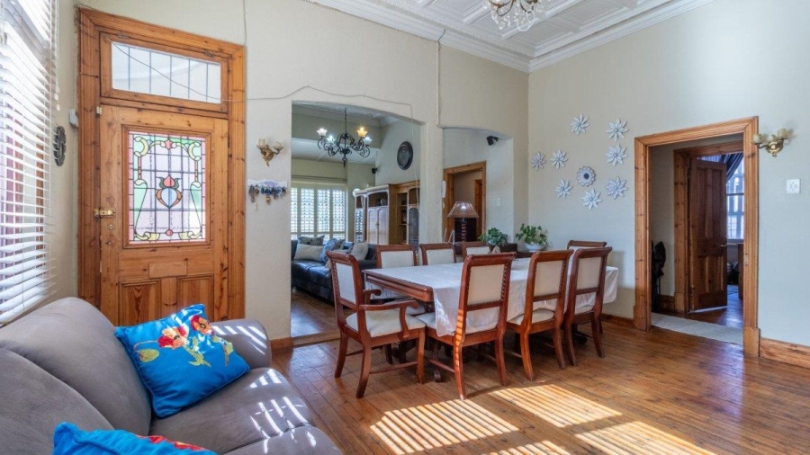 5 Bedroom Property for Sale in Orange Grove Gauteng