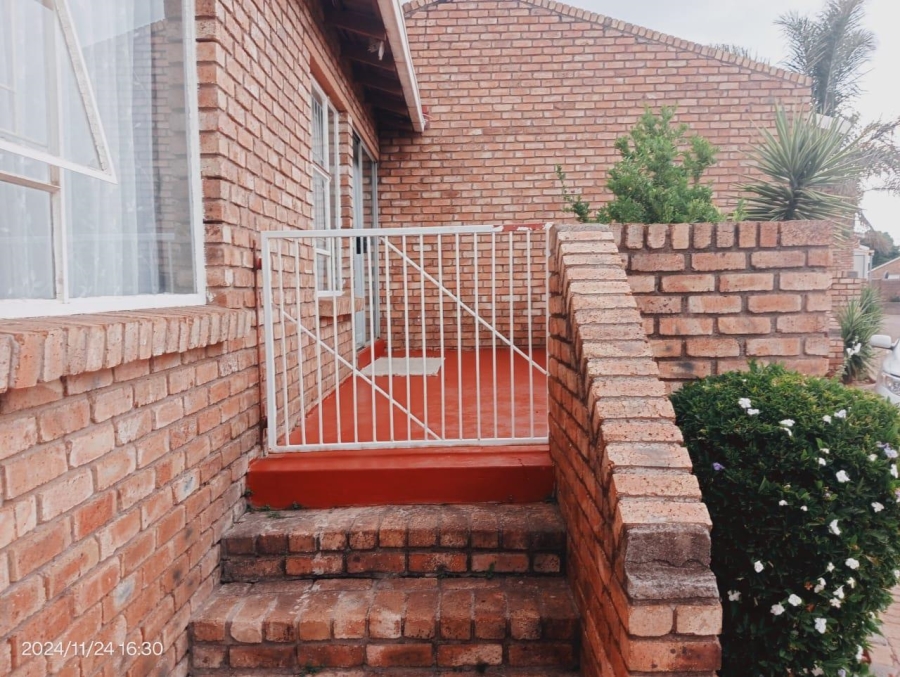 To Let 2 Bedroom Property for Rent in Terenure Gauteng