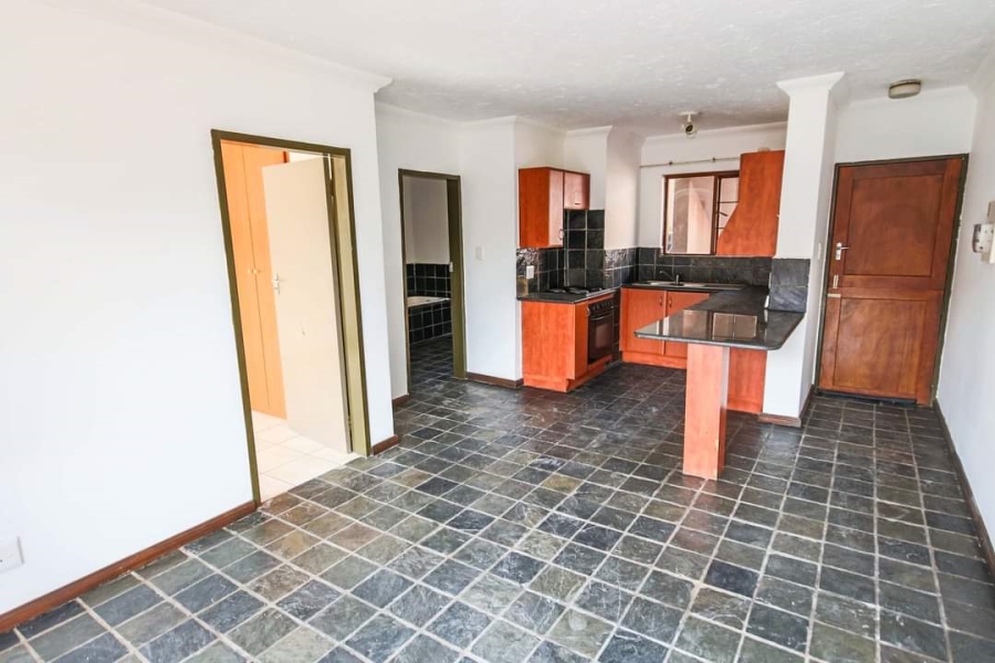 To Let 2 Bedroom Property for Rent in Erand Gardens Gauteng