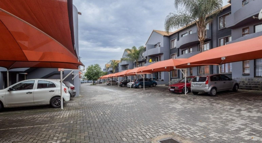 To Let 2 Bedroom Property for Rent in Erand Gardens Gauteng