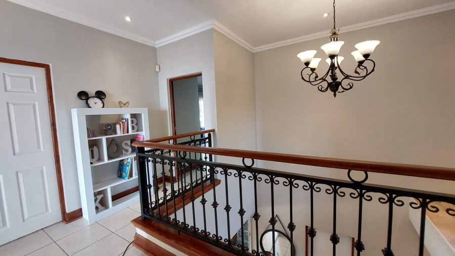 To Let 4 Bedroom Property for Rent in Fourways Gauteng