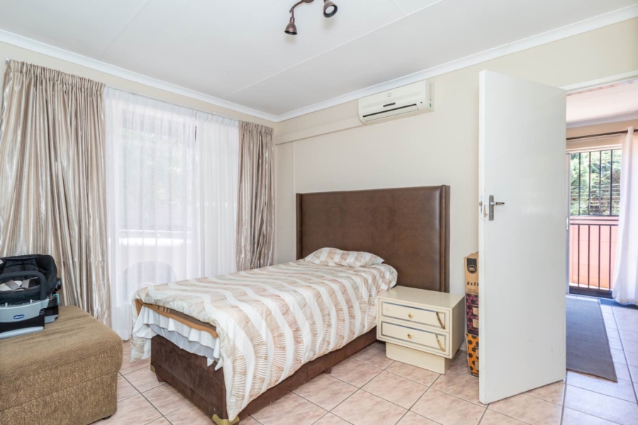 3 Bedroom Property for Sale in Little Falls Gauteng