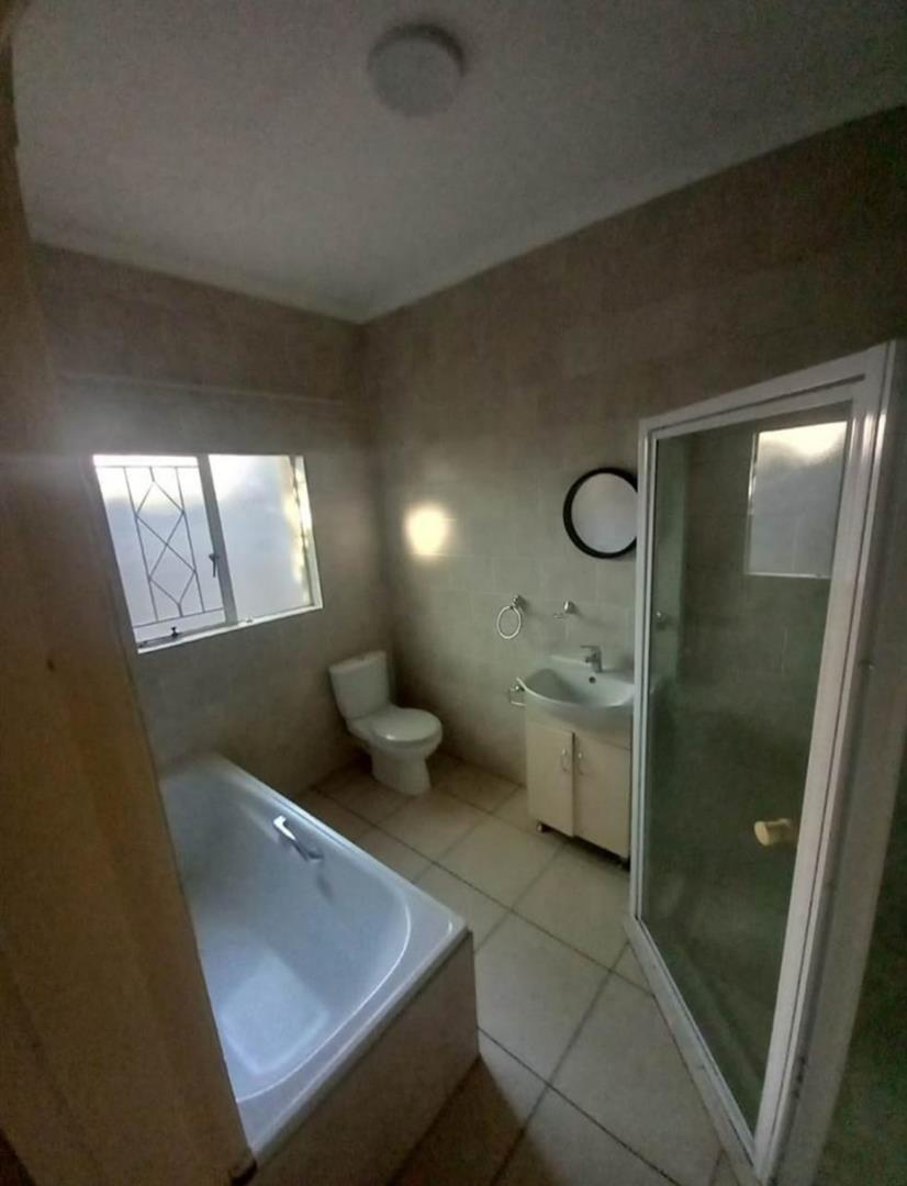 To Let 2 Bedroom Property for Rent in Ferndale Gauteng