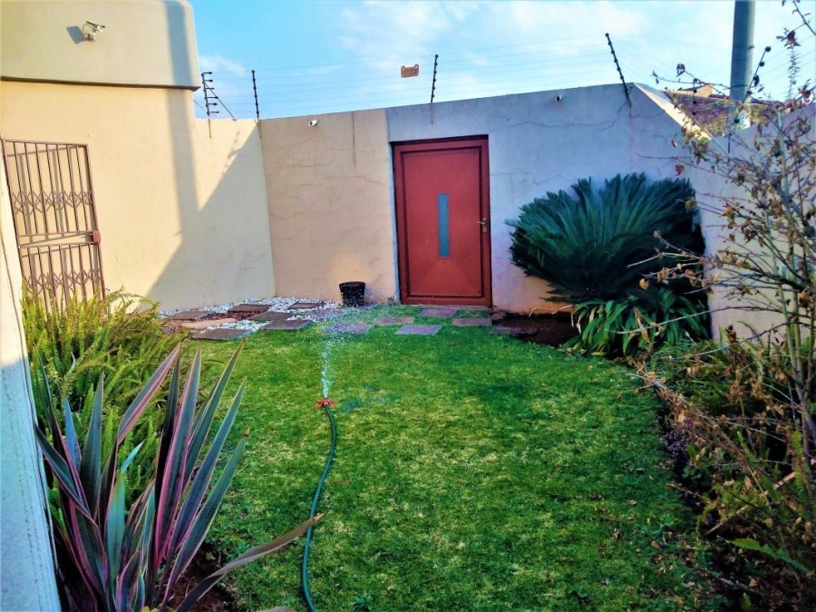 3 Bedroom Property for Sale in Vosloorus Gauteng