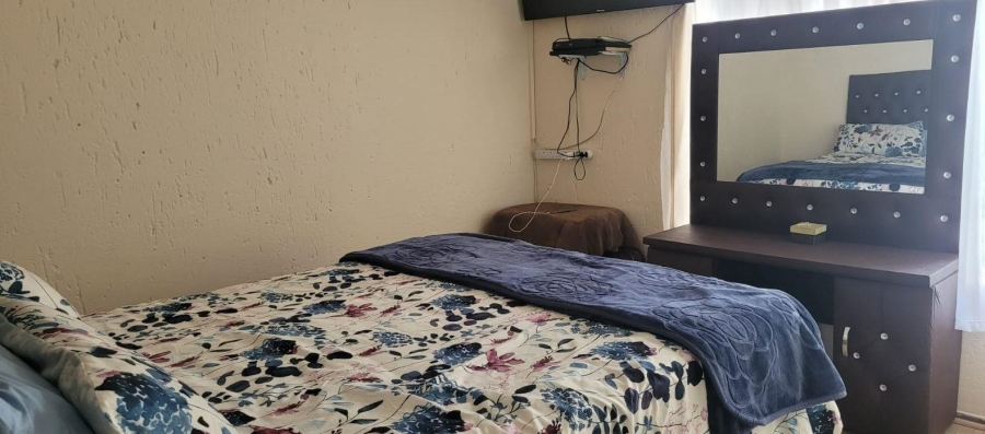 2 Bedroom Property for Sale in Alberante Gauteng