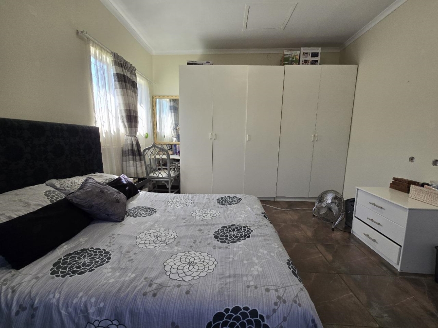 3 Bedroom Property for Sale in General Albertspark Gauteng