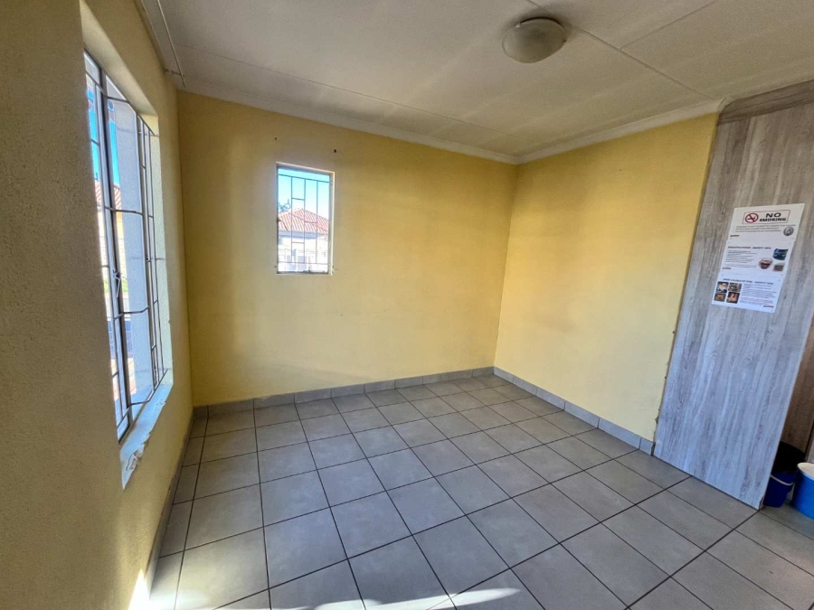 3 Bedroom Property for Sale in Albertsdal Gauteng