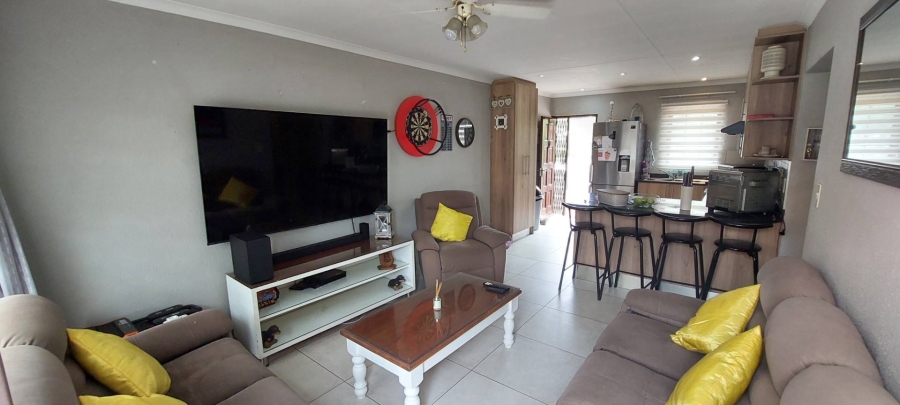 3 Bedroom Property for Sale in Verwoerdpark Gauteng