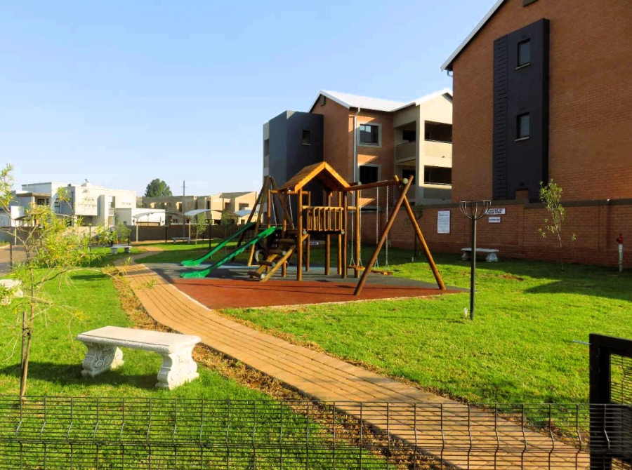 2 Bedroom Property for Sale in Roodeplaat Gauteng