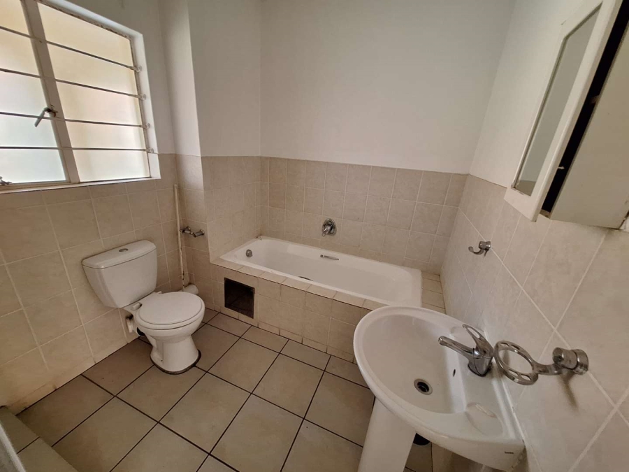 To Let 1 Bedroom Property for Rent in North Riding Gauteng