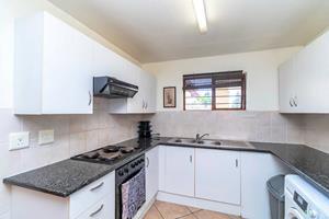 1 Bedroom Property for Sale in Broadacres Gauteng