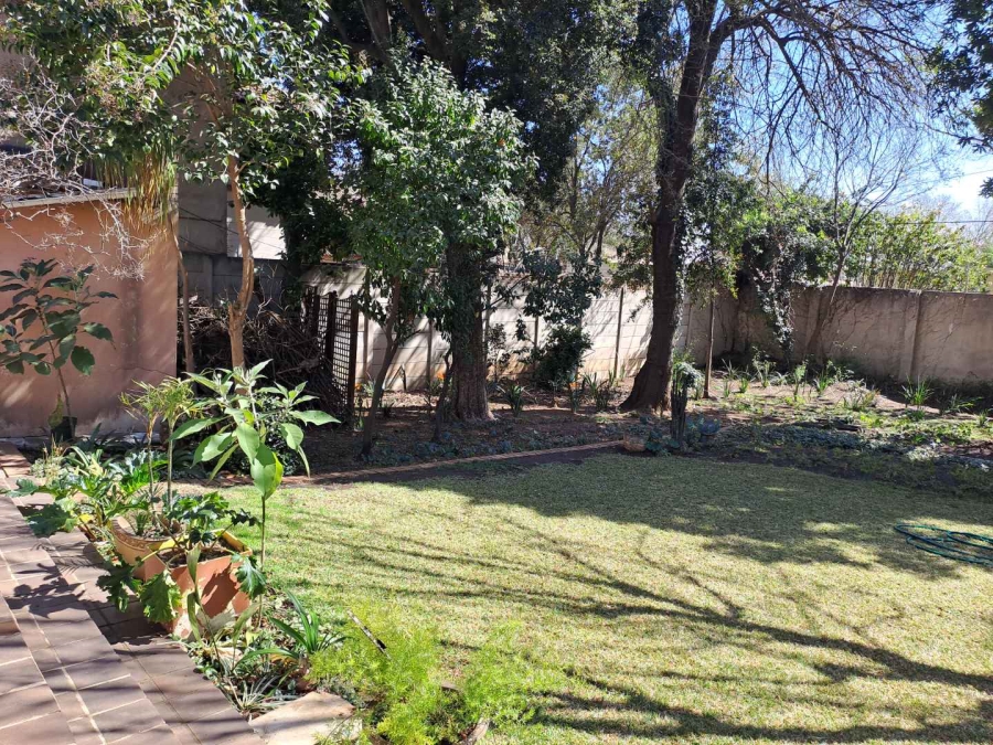 5 Bedroom Property for Sale in Orchards Gauteng