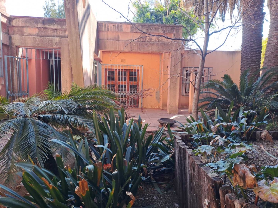 5 Bedroom Property for Sale in Orchards Gauteng