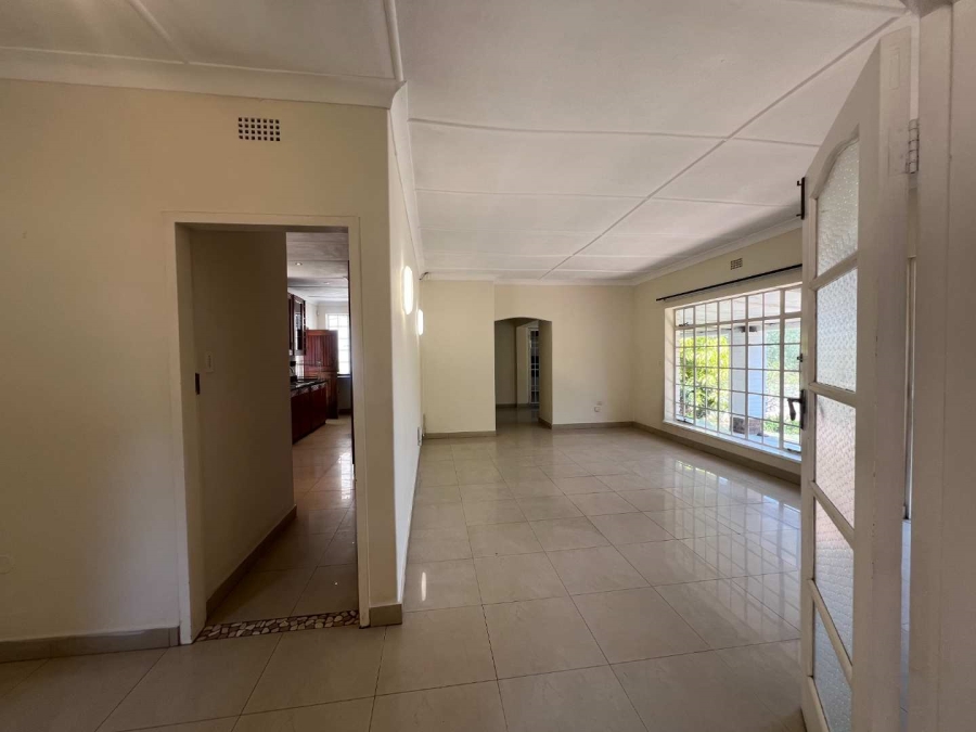 To Let 3 Bedroom Property for Rent in Bryanston Gauteng