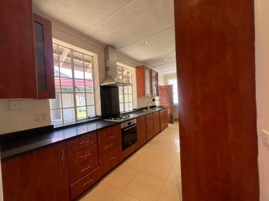 To Let 3 Bedroom Property for Rent in Bryanston Gauteng