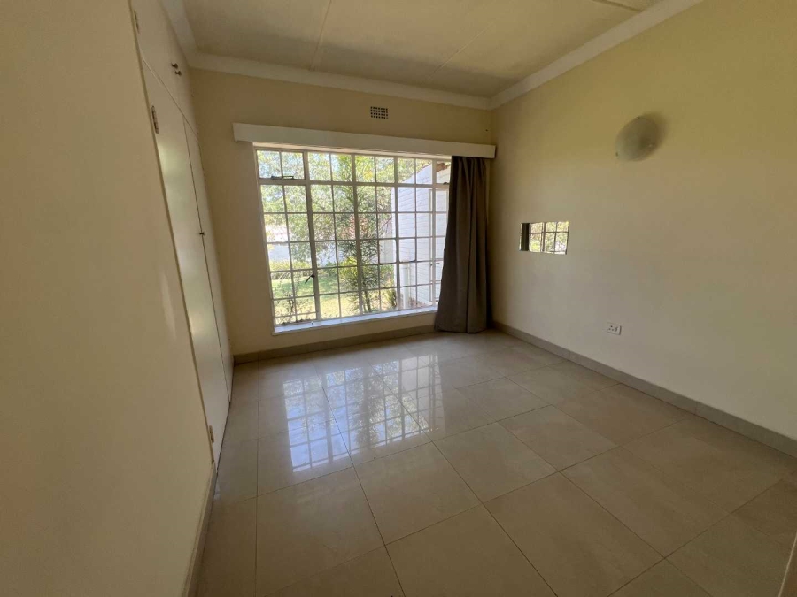 To Let 3 Bedroom Property for Rent in Bryanston Gauteng