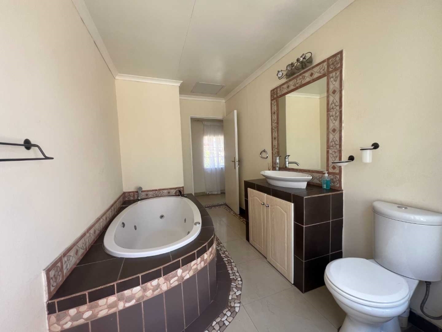 To Let 3 Bedroom Property for Rent in Bryanston Gauteng