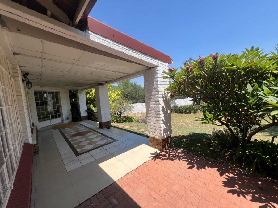 To Let 3 Bedroom Property for Rent in Bryanston Gauteng