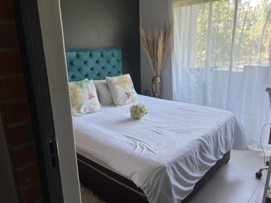 To Let 1 Bedroom Property for Rent in Crowthorne AH Gauteng