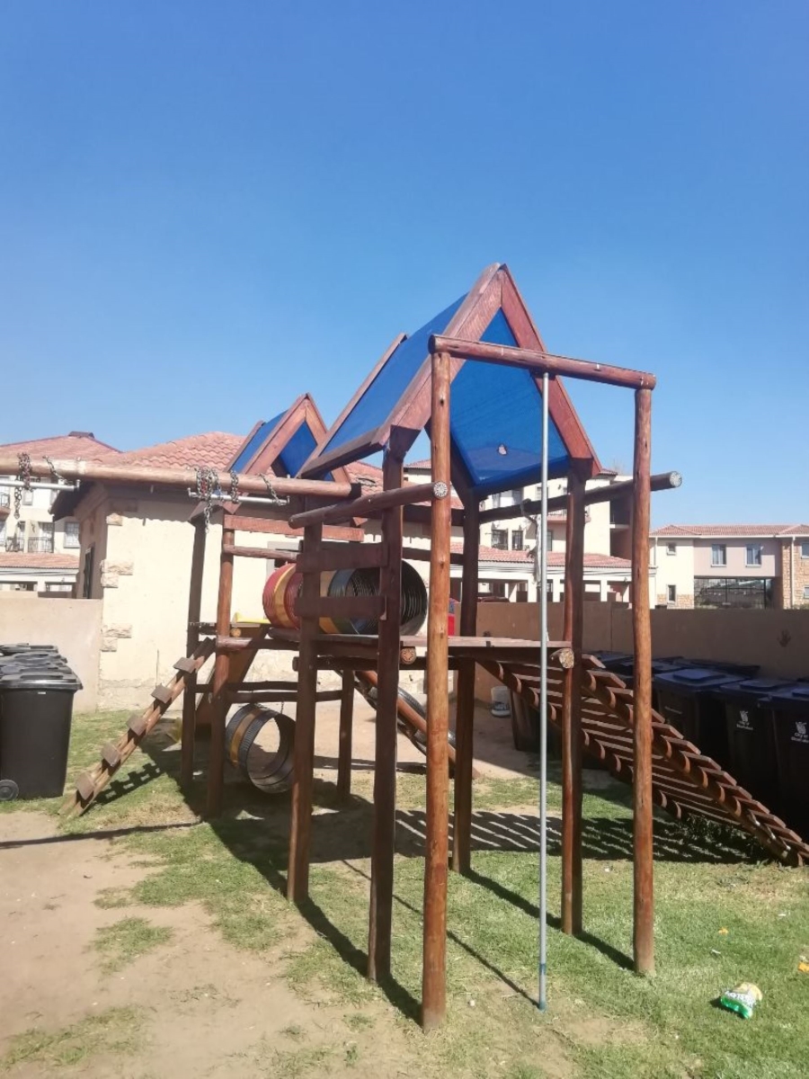 1 Bedroom Property for Sale in Norkem Park Gauteng