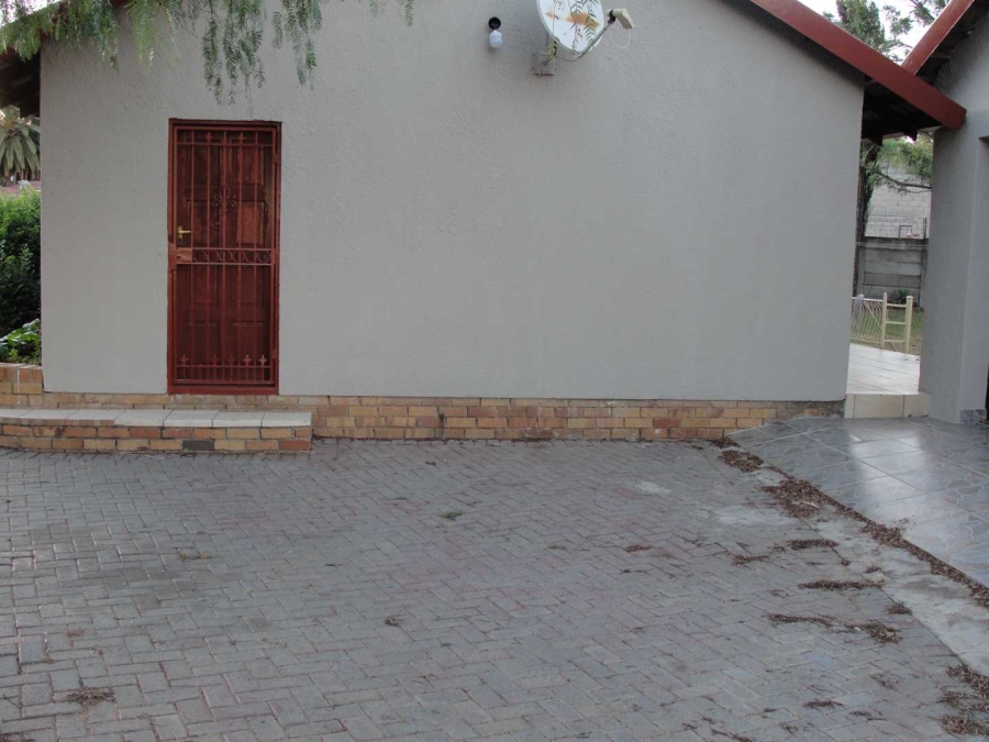 3 Bedroom Property for Sale in Terenure Gauteng