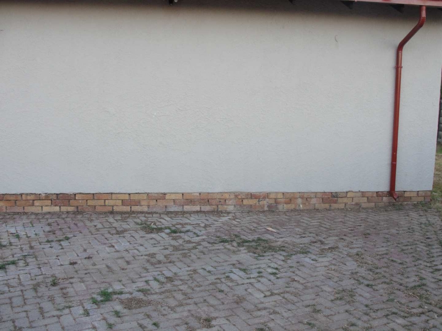 3 Bedroom Property for Sale in Terenure Gauteng