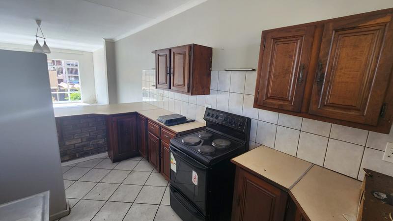 2 Bedroom Property for Sale in Brackendowns Gauteng