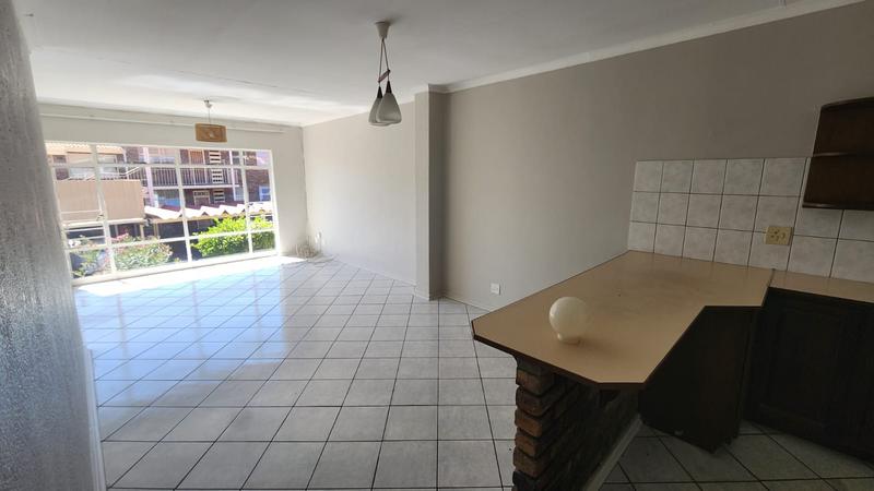 2 Bedroom Property for Sale in Brackendowns Gauteng