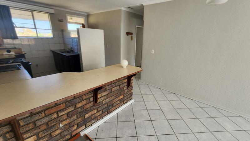 2 Bedroom Property for Sale in Brackendowns Gauteng