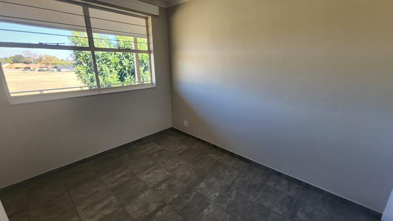 2 Bedroom Property for Sale in Brackendowns Gauteng