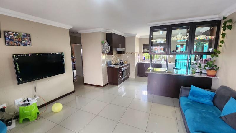 2 Bedroom Property for Sale in Brackendowns Gauteng