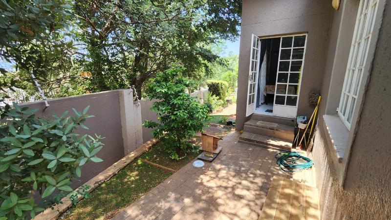 2 Bedroom Property for Sale in Bassonia Rock Gauteng