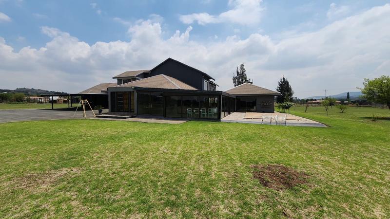 6 Bedroom Property for Sale in Blue Saddle Ranches Gauteng