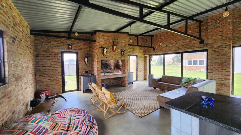 4 Bedroom Property for Sale in Blue Saddle Ranches Gauteng