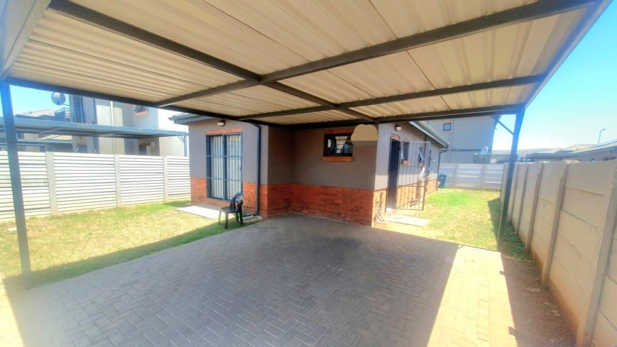 3 Bedroom Property for Sale in Andeon Gauteng