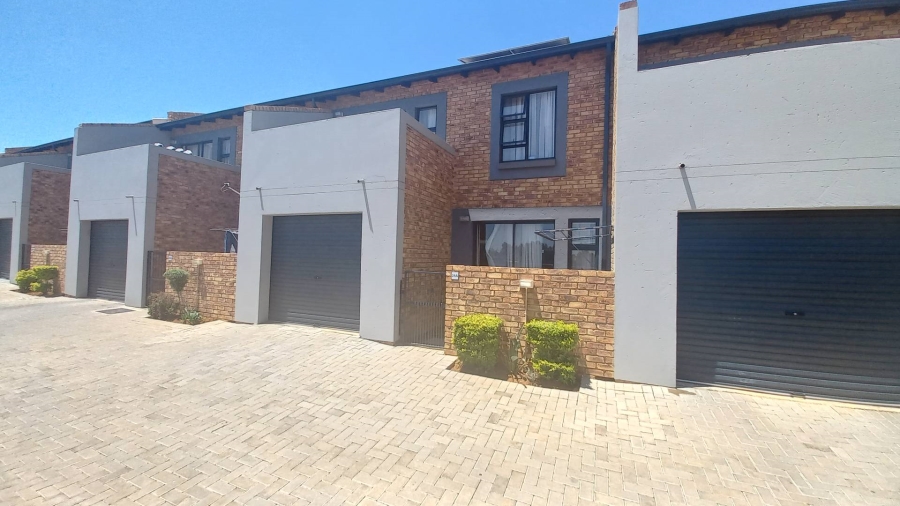 3 Bedroom Property for Sale in Rand Collieries Gauteng