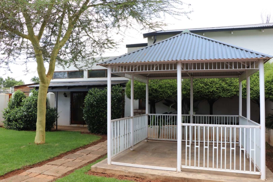 2 Bedroom Property for Sale in Westdene Gauteng