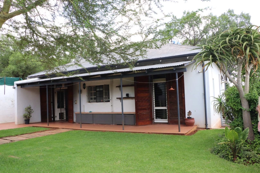 2 Bedroom Property for Sale in Westdene Gauteng