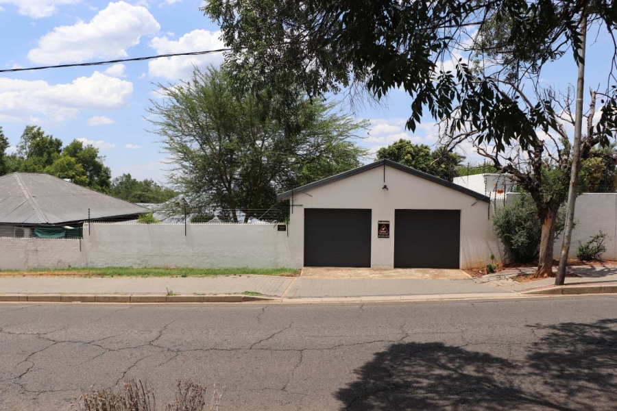 2 Bedroom Property for Sale in Westdene Gauteng