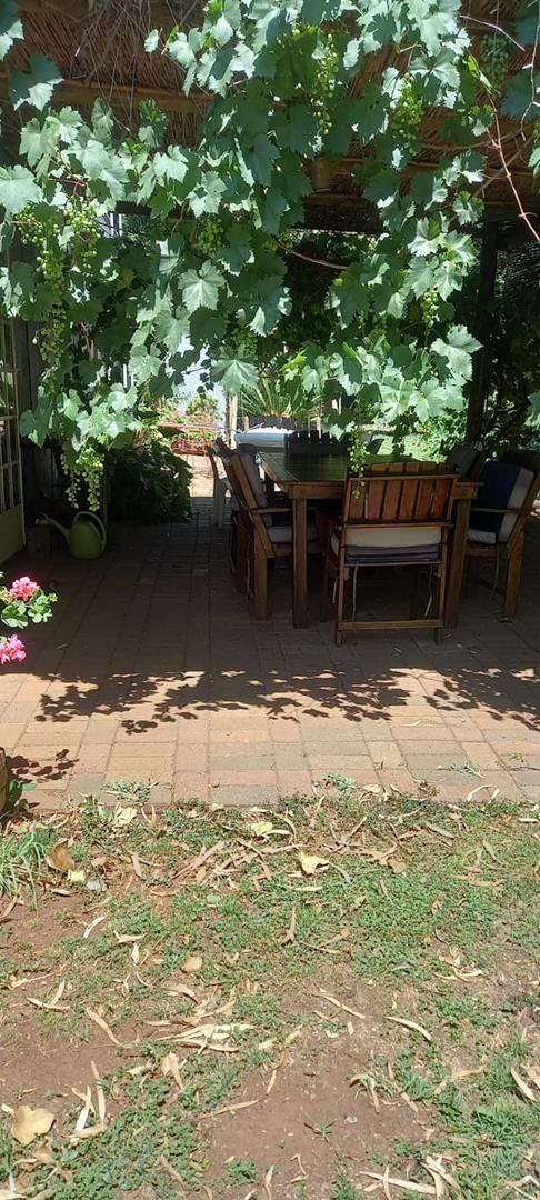 3 Bedroom Property for Sale in Mapleton A H Gauteng