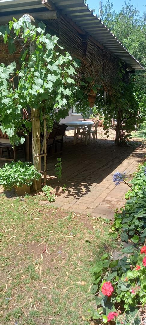 3 Bedroom Property for Sale in Mapleton A H Gauteng