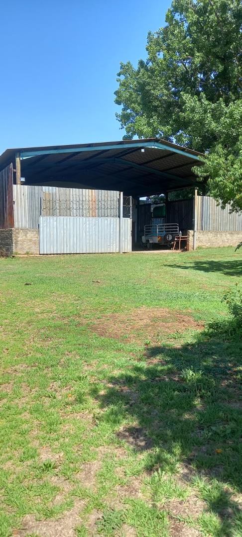 3 Bedroom Property for Sale in Mapleton A H Gauteng