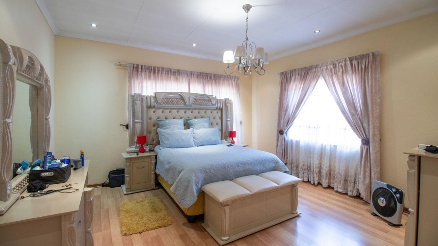 4 Bedroom Property for Sale in Bakerton Gauteng