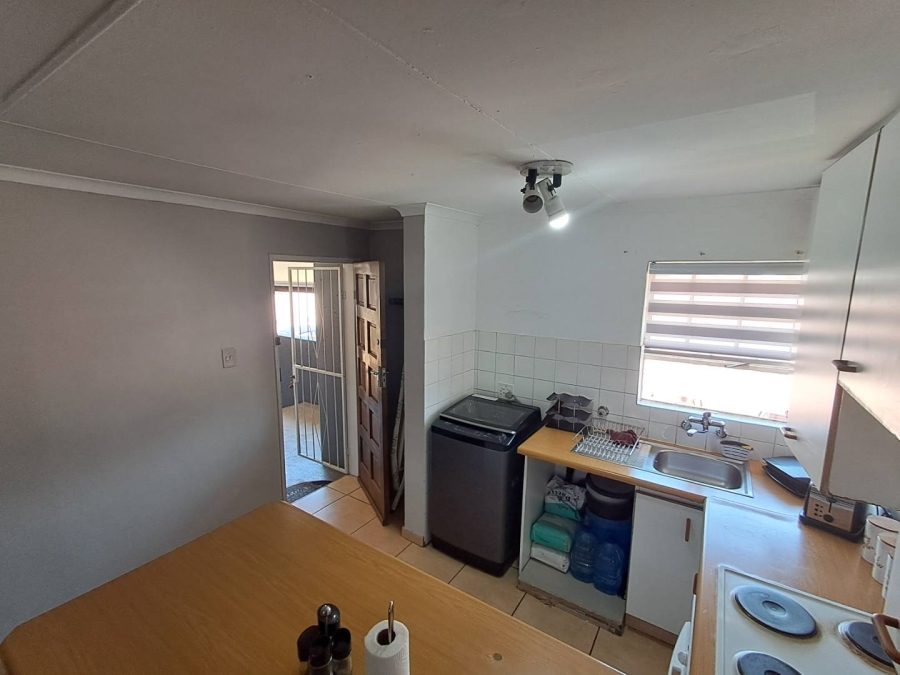 2 Bedroom Property for Sale in Meredale Gauteng