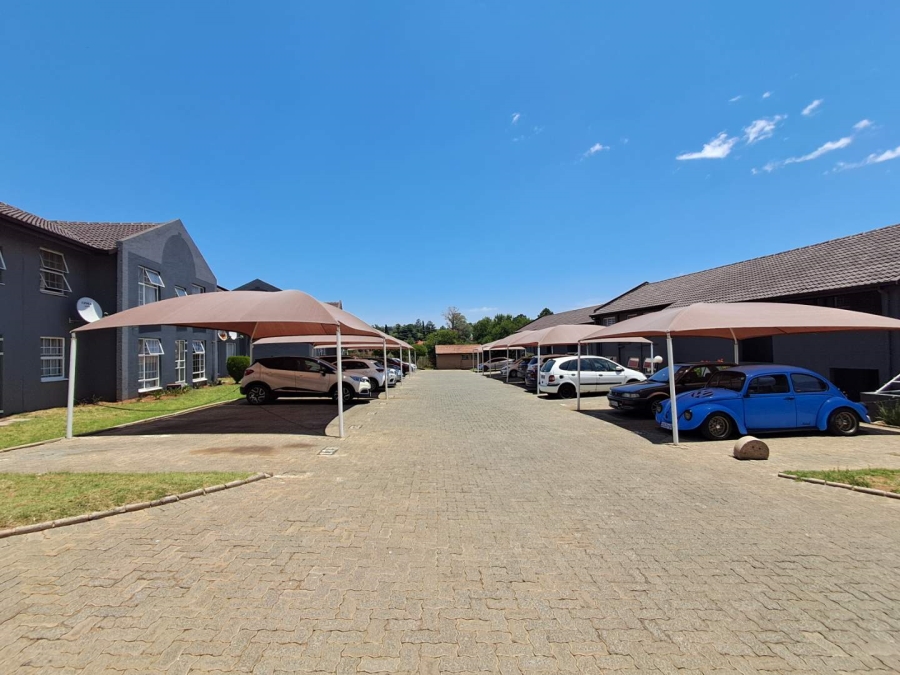 2 Bedroom Property for Sale in Meredale Gauteng