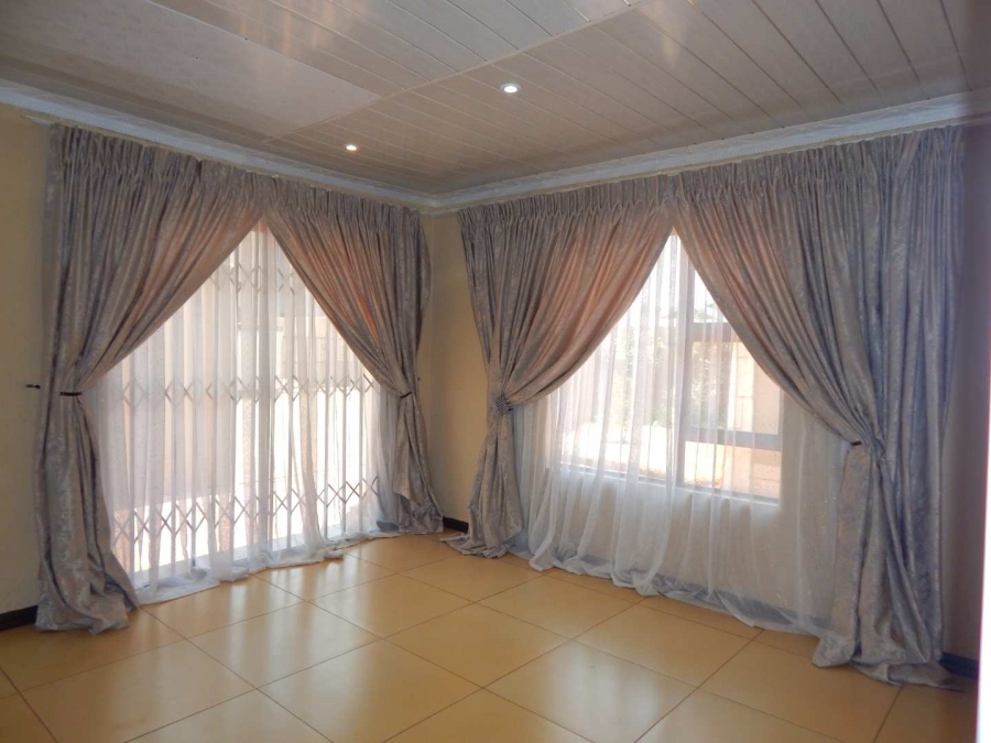 3 Bedroom Property for Sale in Doornkop Gauteng