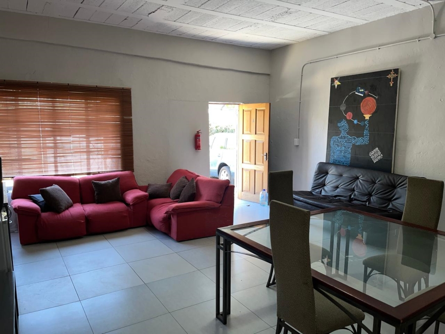 To Let 1 Bedroom Property for Rent in Fontainebleau Gauteng